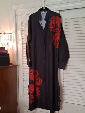 NWOT - BlackBeads Black Long Maxi Shirt Dress with Red Rose Print